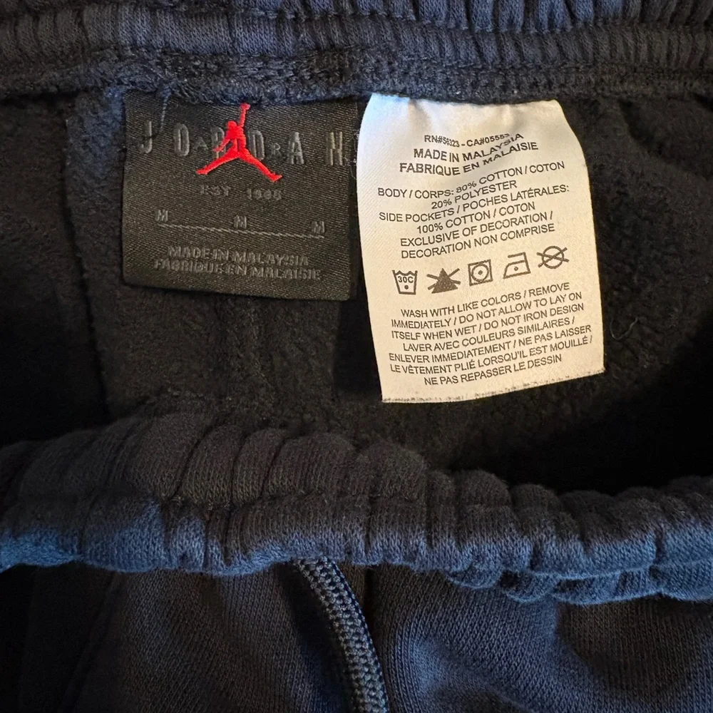 Nike Air Jordan Black Fleece Shorts Men’s Medium Jumpman Graphic Athletic (0469)